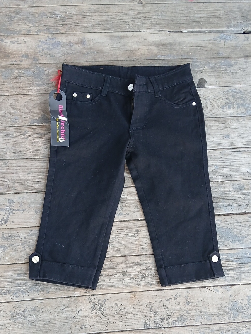 NWT Black Orchid Black Button Crop Jeans Size 26